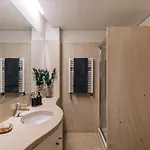Flores - 1 Bedroom And Parking In Estrela リスボン